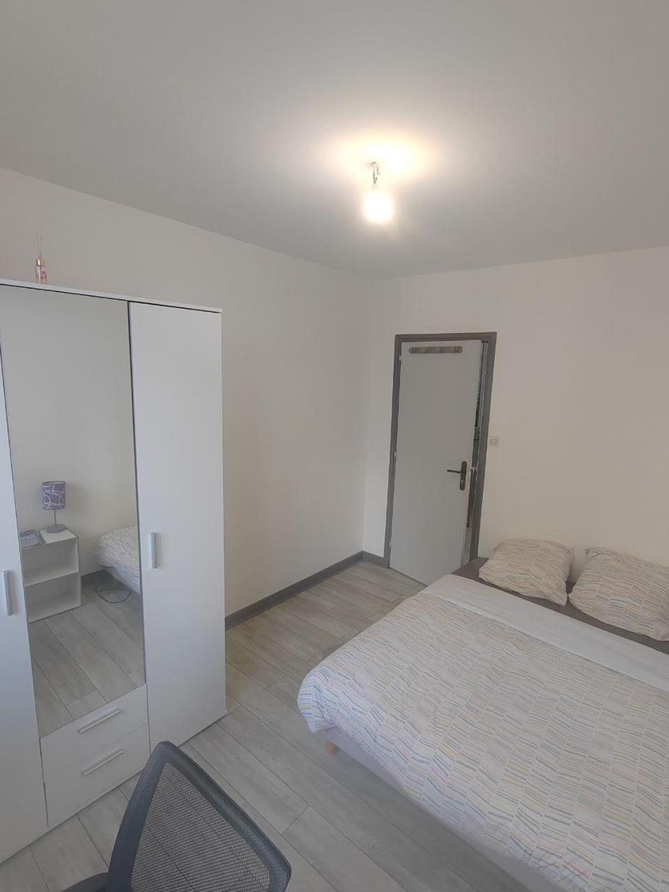 Une Chambre Dans Appartement Partage, Grenoble A 8 Min Du Centre-Ville Exterior foto