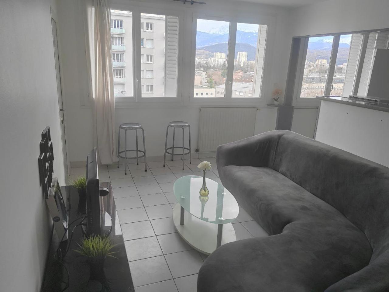 Une Chambre Dans Appartement Partage, Grenoble A 8 Min Du Centre-Ville Exterior foto